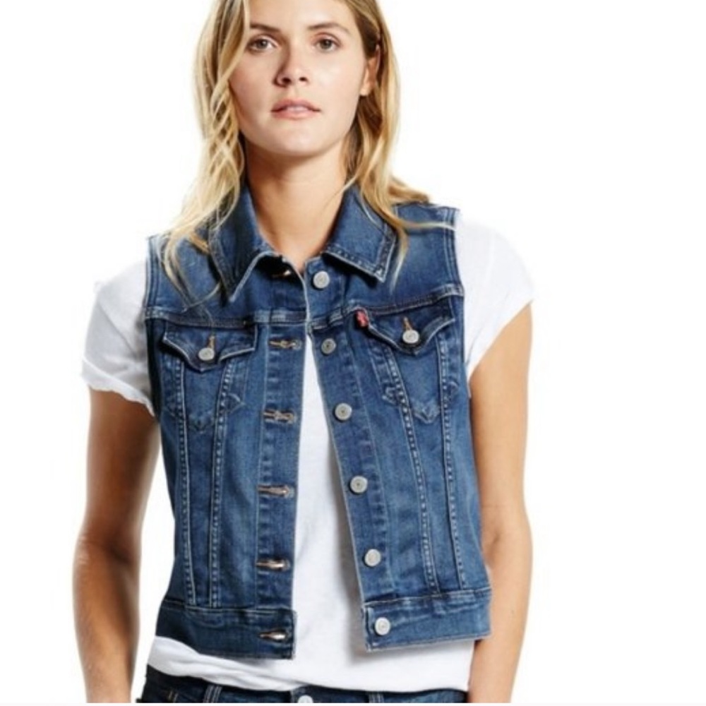 Levi’s denim vest
